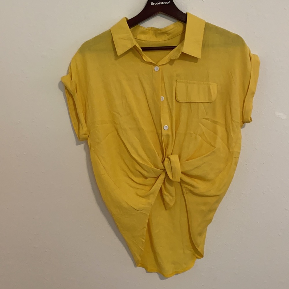 Never worn yellow button down - Picture 2 of 2